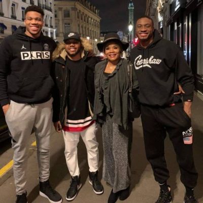 Francis Antetokounmpo with his mother and brothers.